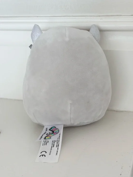 Squishmallows Riah the Yeti 5” Plush - Picture 2 of 7